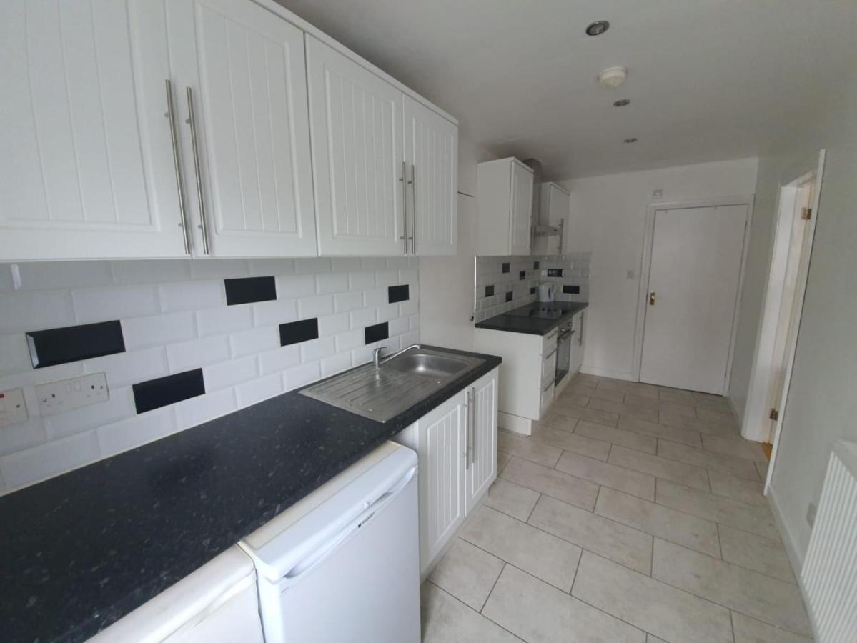 Chantilly Apartment Ickenham Ngoại thất bức ảnh